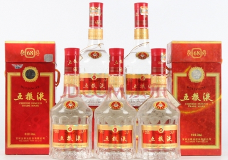 宜宾国窖1573和五粮液千元级别白酒哪个更好喝？宜宾回收行情价格多少钱？