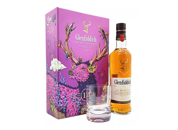 宜宾收购格兰菲迪15年威士忌福鹿礼盒装Glenfiddich苏格兰威士忌700ml上门回收