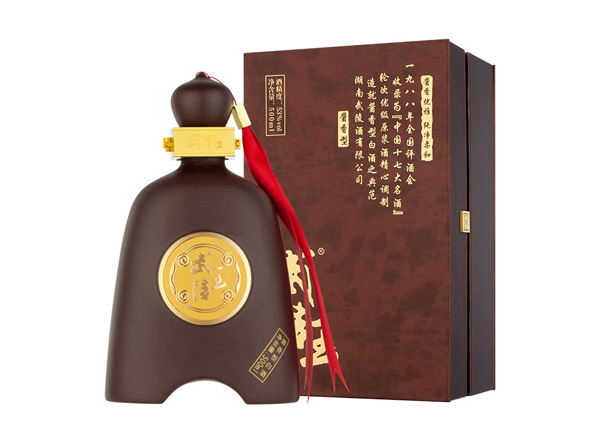 宜宾武陵酒回收武陵王武王礼盒装白酒